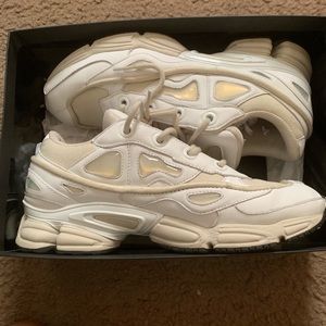 Adidas x raf Simmons ozweego III white/cream